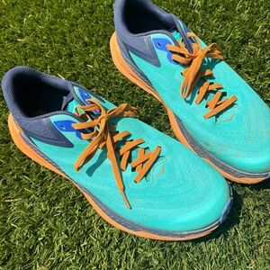 Hoka Zinal Mens 11  30mile max used